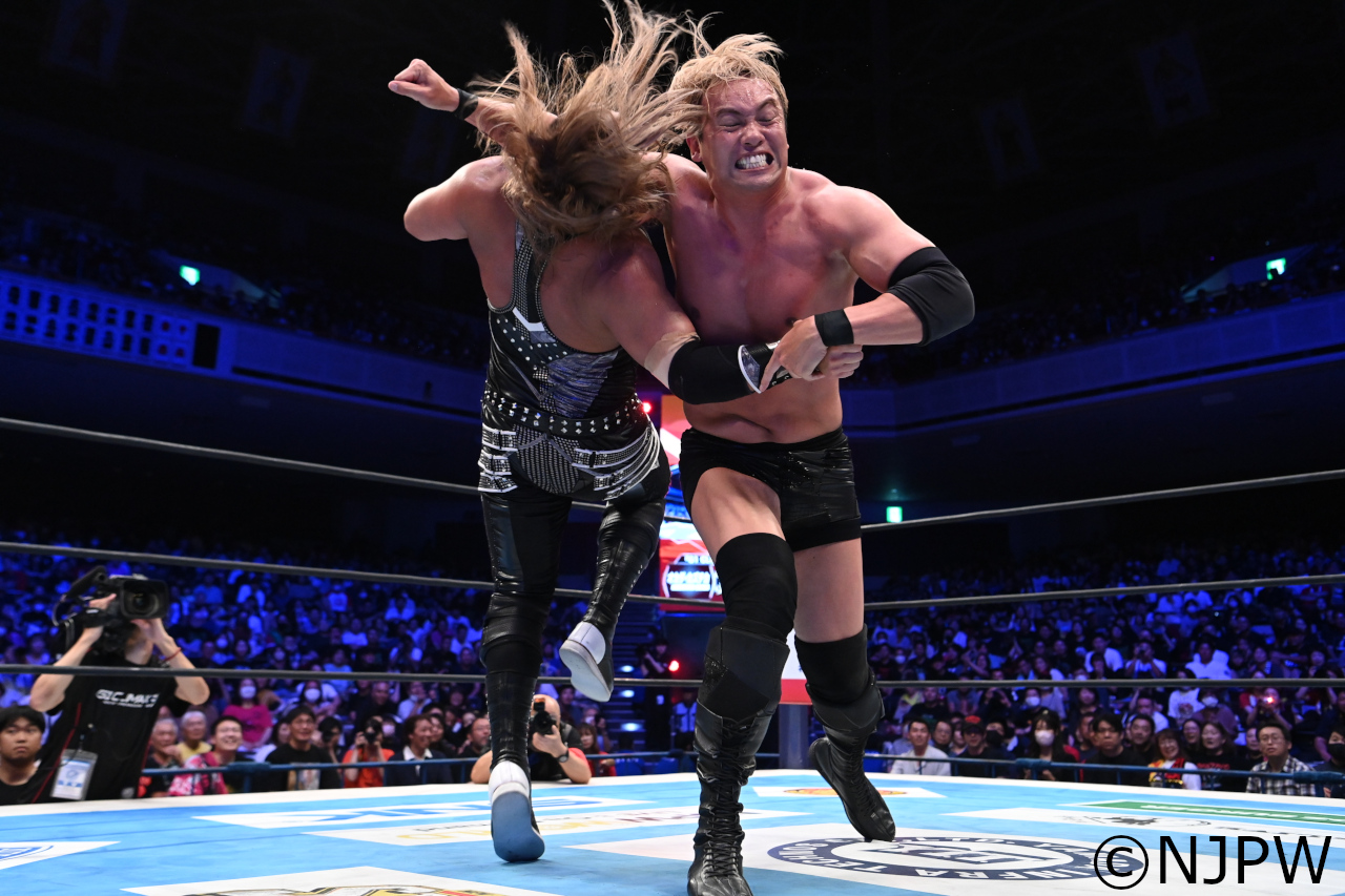 新日本プロレス オカダカズチカ 内藤哲也 ベアブリックよろしくお願い